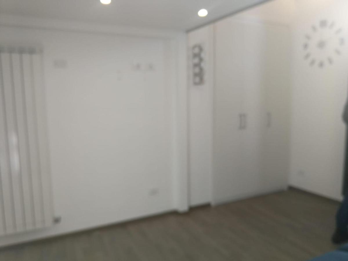 Апартаменты La Casa Di Penelope 008055-Lt-1043 Санремо Экстерьер фото